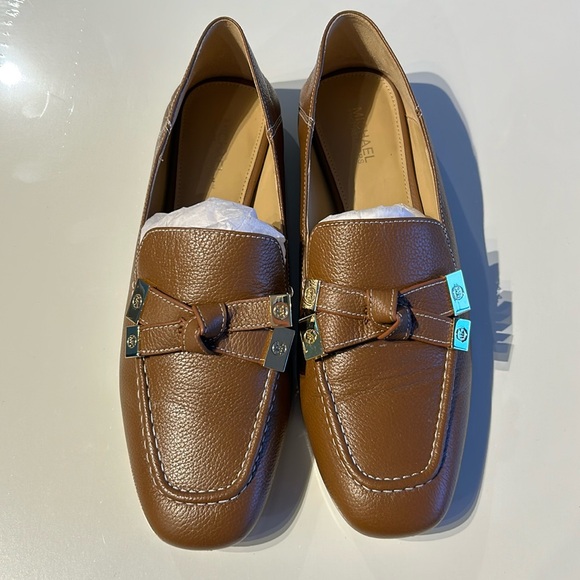 Michael Kors loafers - Picture 2 of 7